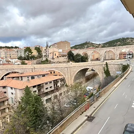 Puente De La Reina De アパート テルエル