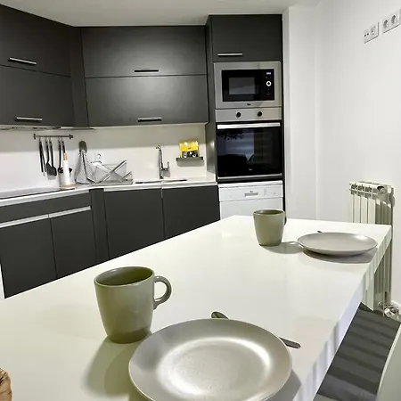 Apartment Puente De La Reina De