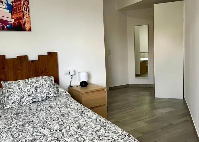 Lägenhet Puente De La Reina De *