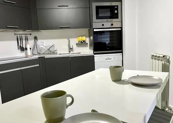 Lägenhet Puente De La Reina De