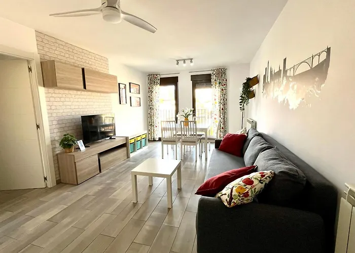 Lägenhet Puente De La Reina De